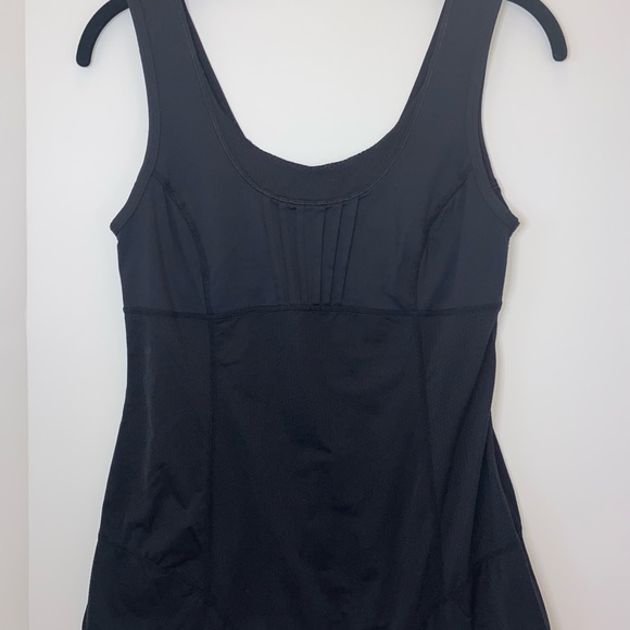 Lululemon Tame Me Tank Size 6 Black - Picture 1 of 7